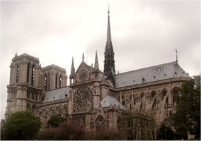 Exterior de la Catedral de Notre Dame de Par&iacute;s