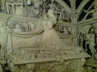 Cripta,Mausoleo de la condesa de Buena Vista en el Santuario de Nuestra Se&ntilde;ora de la Victoria de M&aacute;laga