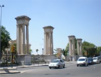 Entrada principal del Puerto de M&aacute;laga