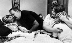 2.	Oliverio Toscani ‘Momentos finales’