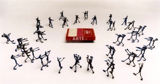 CONTRERAS, Alejandro, Instalaci&oacute;n