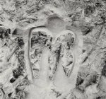 Ana Mendieta, Guacar (Esculturas rupestres). 1981/2018. Foto &copy; The Estate of Ana Mendieta Collection, LLC. Cortes&iacute;a Galerie Lelong & Co.