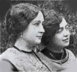 Hacia 1904, Madre de Dal&iacute;, do&ntilde;a Felipa y su hermana Catalina (Tieta)