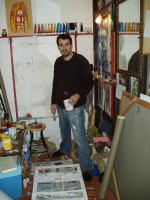 Marc Montijano Ca&ntilde;ellas en su estudio