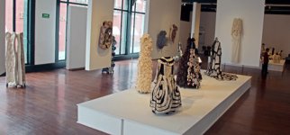 Miriam Medrez. Exposici&oacute;n "Cuerpo Ausencia"