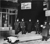 Weegee "Naked Hollywood", en retrospectiva en MOCA  