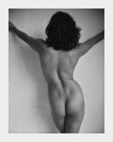 MAPPLETHORPE, Robert, Plate 113. Untitled (Lucy, Paris). 1971/73