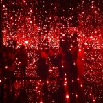 Sala espejos del infinito- Llena del brillo de la vida. Fotograf&iacute;a: Cristina Pino