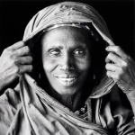 Jean-Baptiste Huynh ‘Mali - Portrait XXIV’, Gelatinocloruro de plata sobre papel. 119.5 x 119.5 cm. 2004