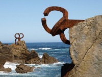 CHILLIDA, Eduardo, Peine del Viento, San Sebasti&aacute;n, Paseo Eduardo Chillida. Acero, 1976