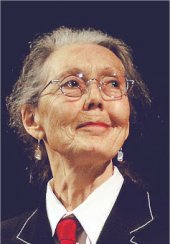 La escritora canadiense Anne Carson