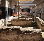 Los restos de un cuartel militar construido en el siglo II de nuestra era, Roma.