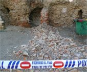 Parte de la muralla derrumbada de Le&oacute;n.