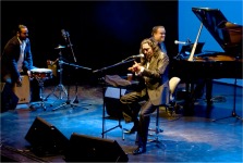 Presentaci&oacute;n del disco 'Dos l&aacute;grimas'