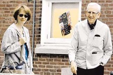 Salinger y su mujer, en una de sus pocas apariciones p&uacute;blicas. 